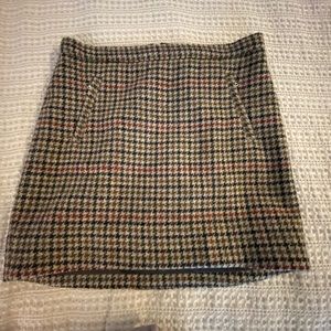 JCrew wool houndstooth miniskirt. Size 4